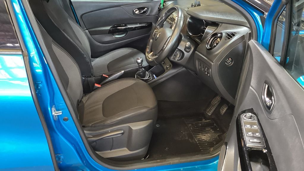 Used Renault Captur 2017 for sale - 78181330: Photo 10