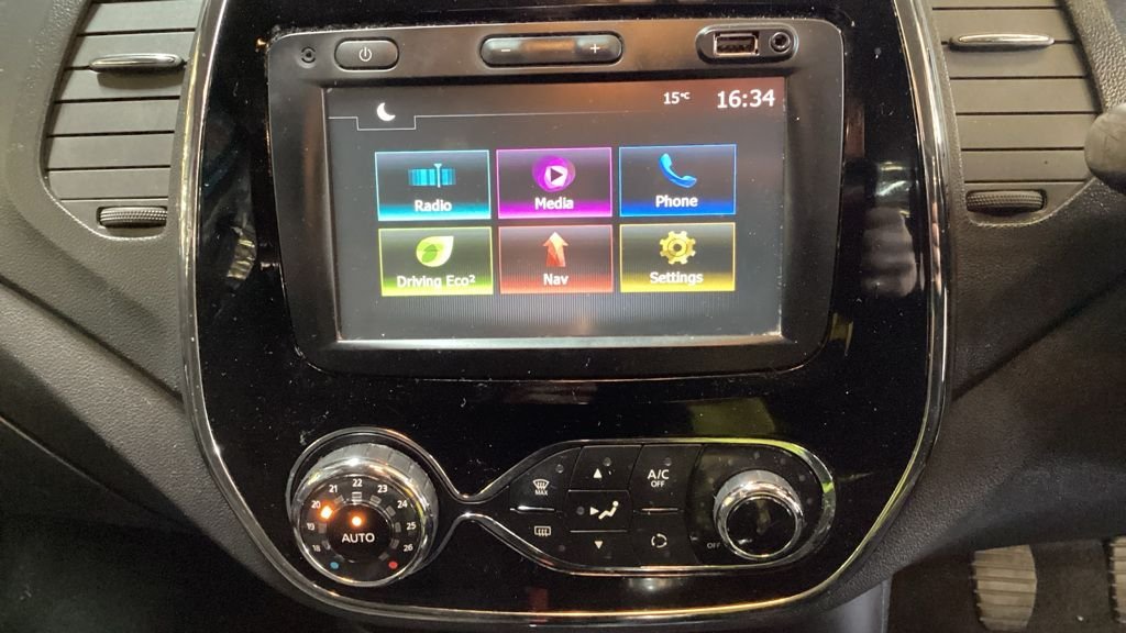 Used Renault Captur 2017 for sale - 78181330: Photo 11