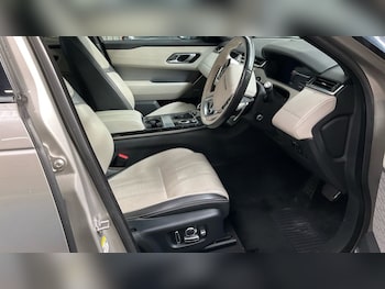 Used Land Rover Range Rover Velar 2018 for sale - 75832645: Photo