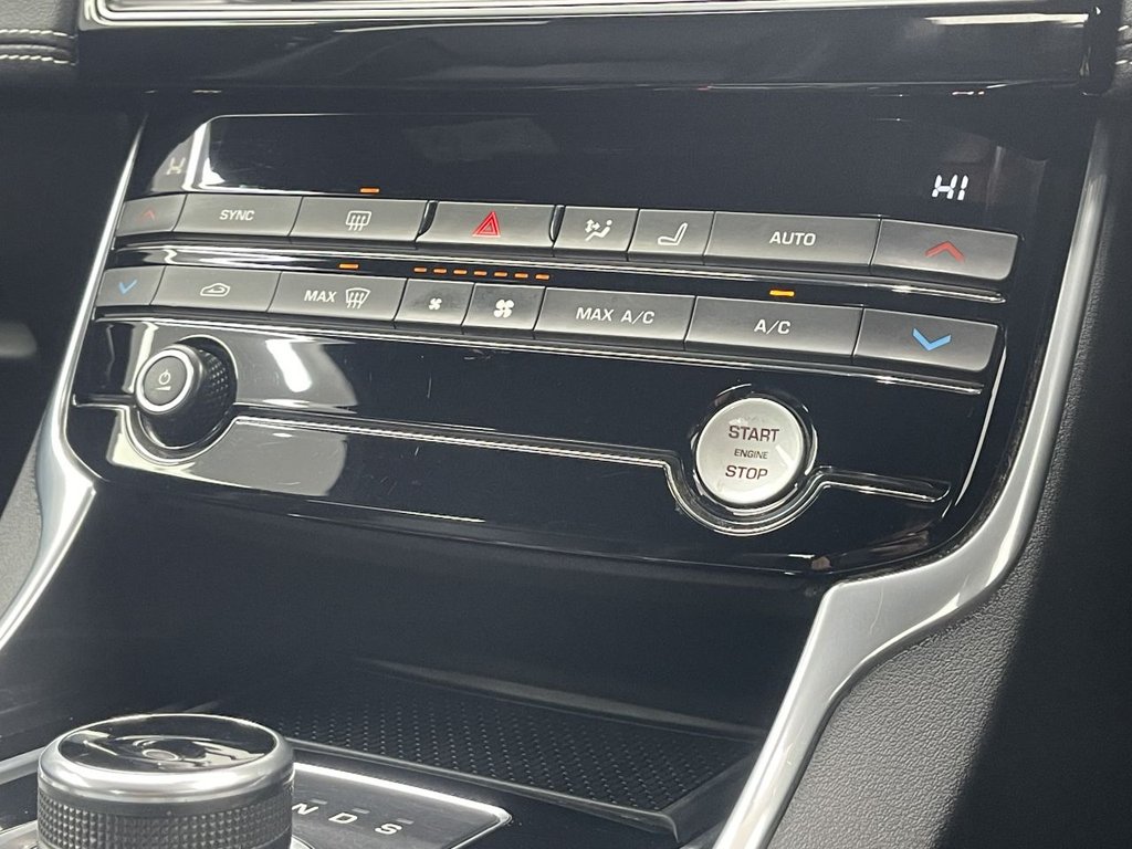 Used Jaguar XE 2016 for sale - 76356445: Photo 34