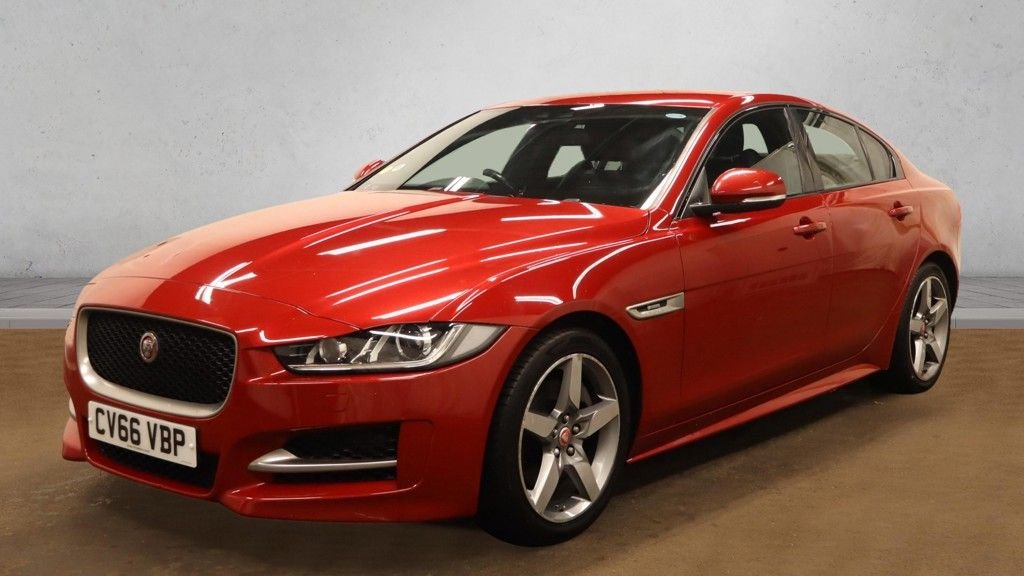 Used Jaguar XE 2016 for sale - 76356445: Photo 5