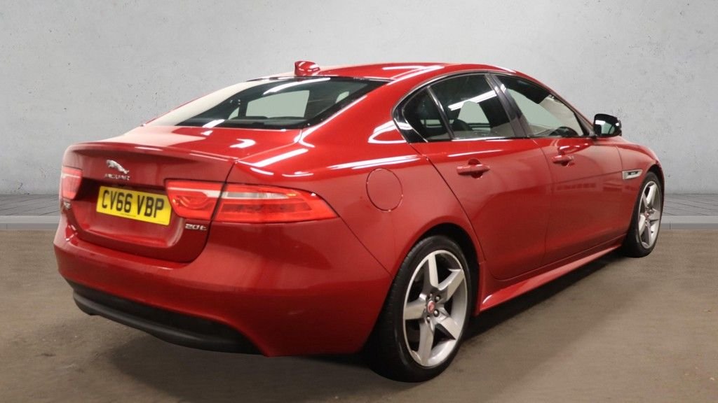 Used Jaguar XE 2016 for sale - 76356445: Photo 7