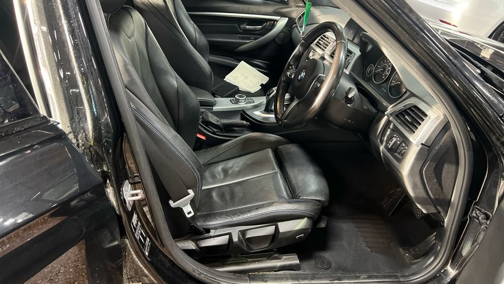 Used BMW 3 Series 2019 for sale - 76910119: Photo 2