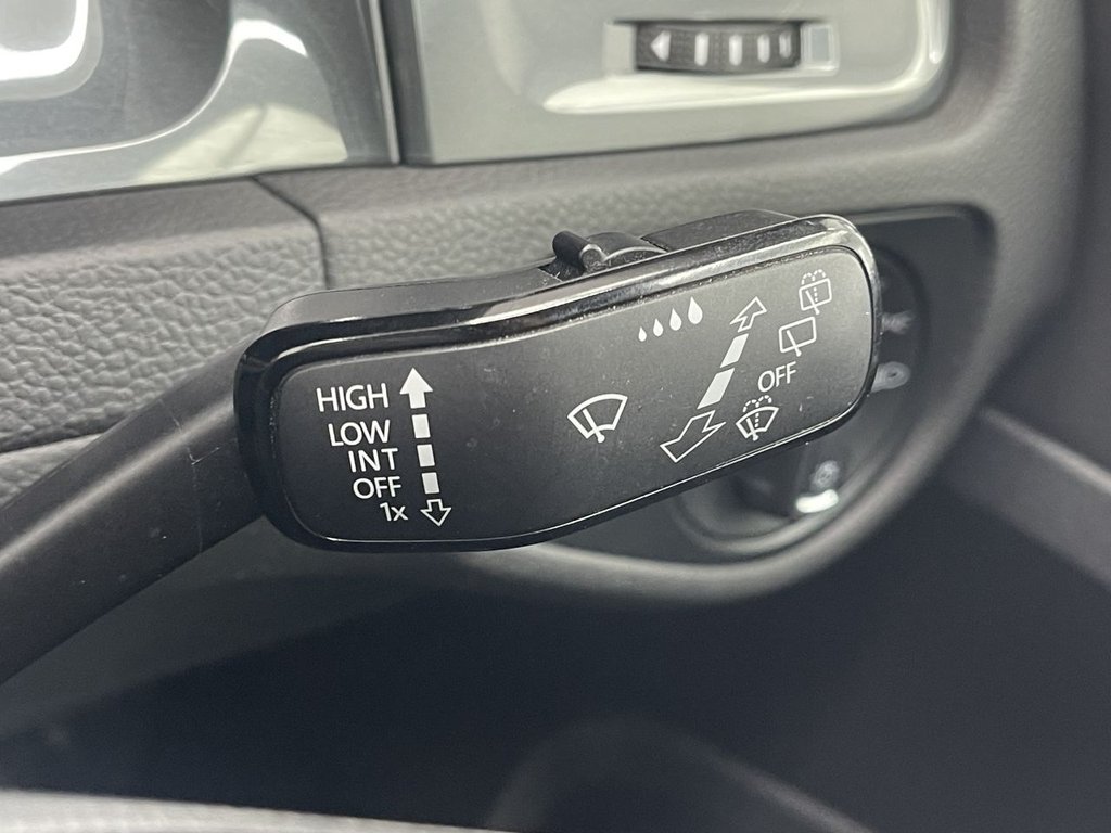 Used Volkswagen Golf 2020 for sale - 76074159: Photo 22