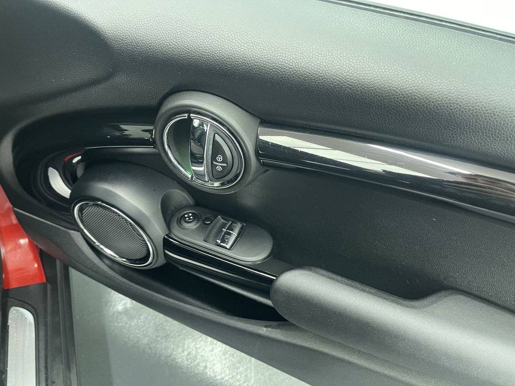 Used MINI Hatch 2017 for sale - 76923512: Photo 18