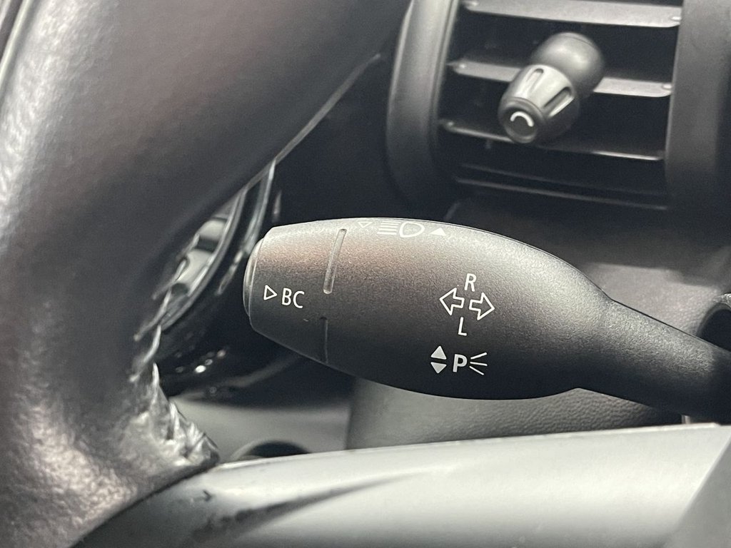 Used MINI Hatch 2017 for sale - 76923512: Photo 19