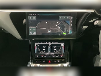 Used Audi Q3 2018 for sale - 78102673: Photo