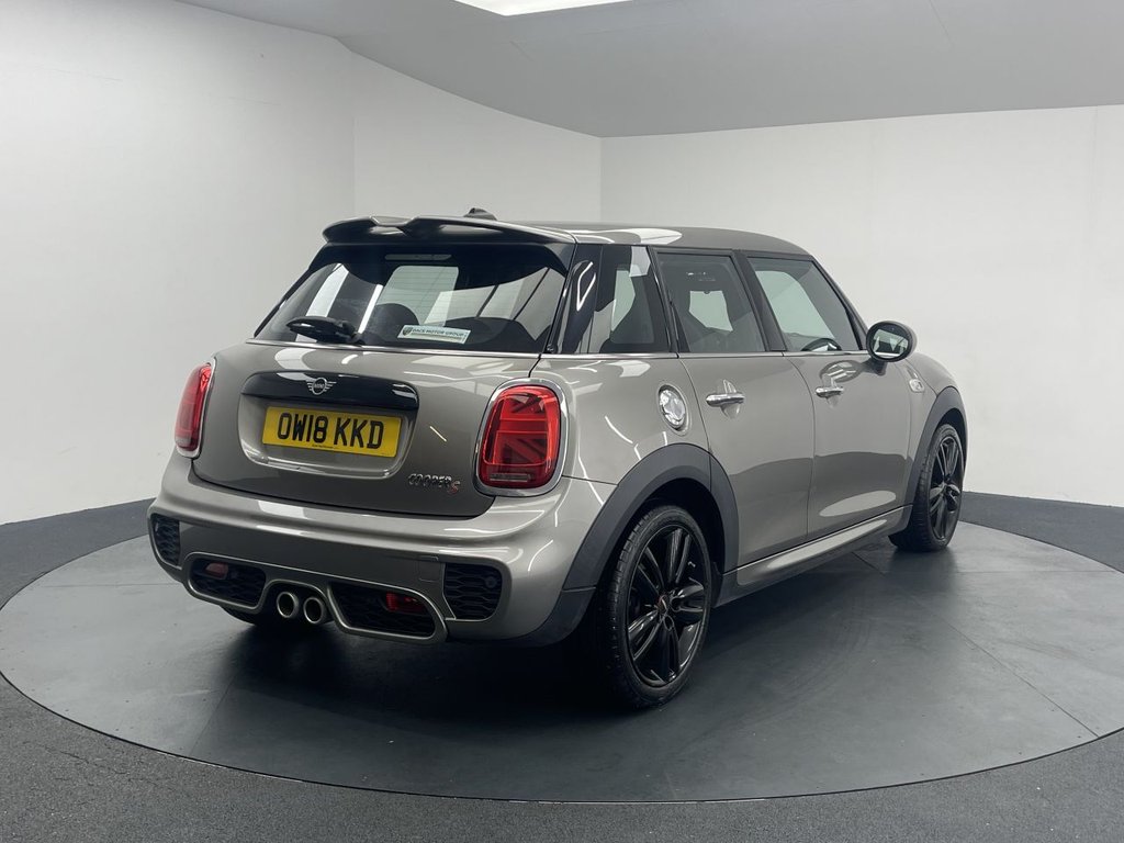 Used MINI Hatch 2018 for sale - 76163420: Photo 11
