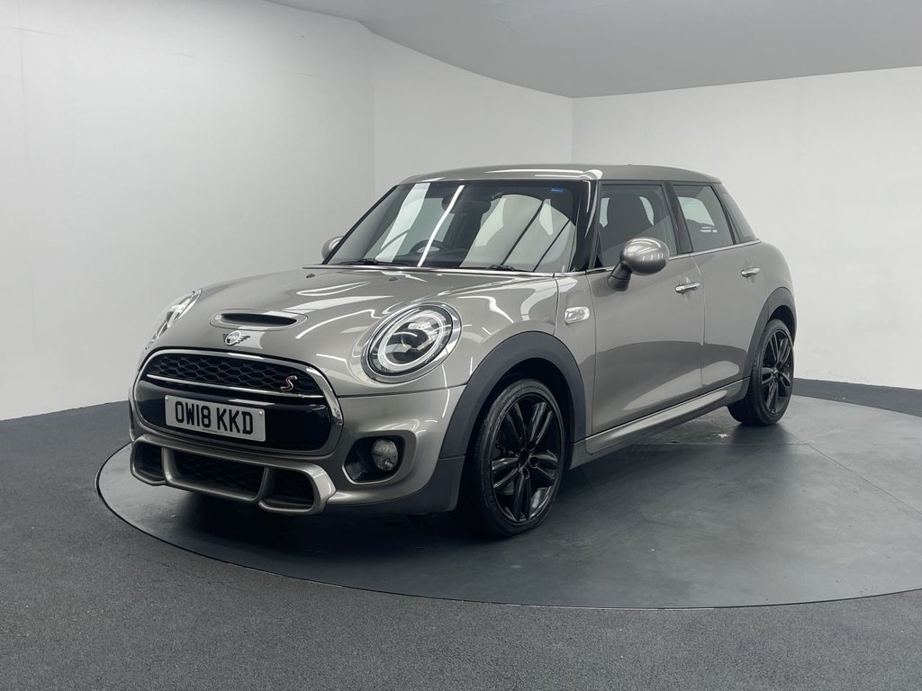Used MINI Hatch 2018 for sale - 76163420: Photo 6