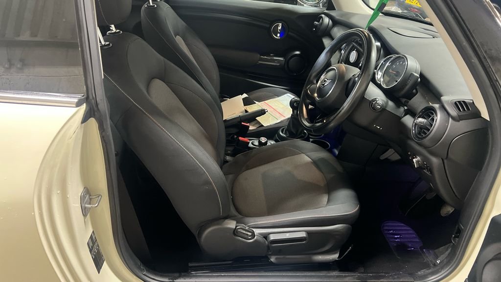 Used MINI Hatch 2016 for sale - 76132652: Photo 2