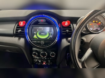 Used MINI Hatch 2016 for sale - 76132652: Photo
