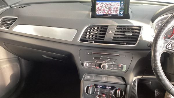 Used Audi Q3 2016 for sale - 77056400: Photo 8