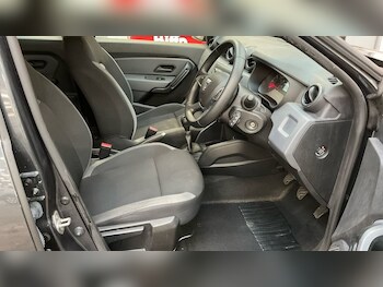 Used Dacia Duster 2019 for sale - 76486930: Photo