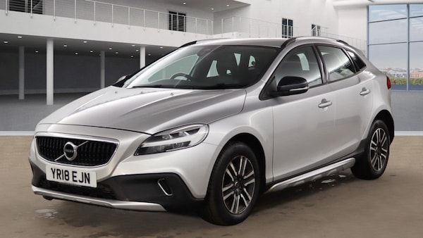 Used Volvo V40 Cross Country 2018 for sale - 76185533: Photo 5