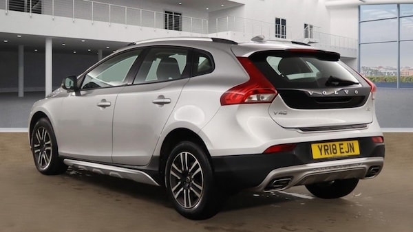 Used Volvo V40 Cross Country 2018 for sale - 76185533: Photo 6