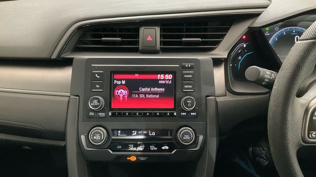 Used Honda Civic 2018 for sale - 78030543: Photo 3