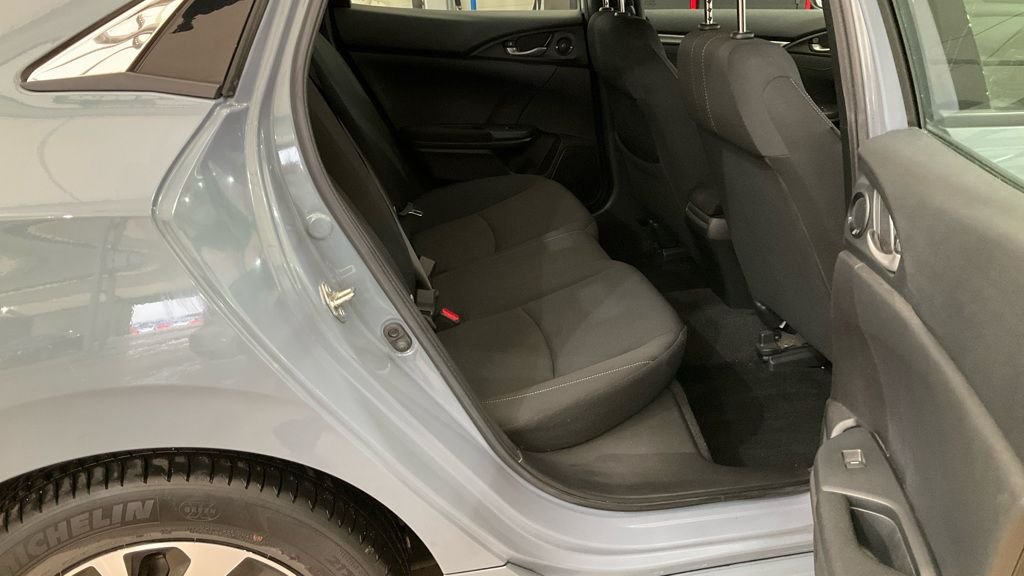 Used Honda Civic 2018 for sale - 78030543: Photo 9