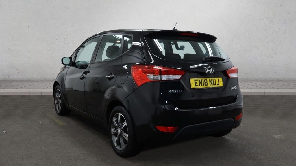 Used Hyundai Ix20 2018 for sale - 76900812: Photo 6