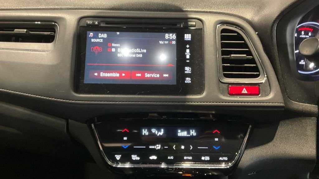 Used Honda HR-V 2018 for sale - 77205386: Photo 3