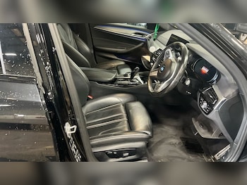 Used BMW 5 Series 2018 for sale - 75832217: Photo