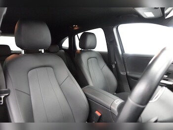 Used Mercedes-Benz EQA 2021 for sale - 79584774: Photo