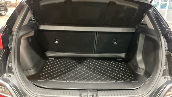 Used Hyundai KONA 2018 for sale - 77056392: Photo 10