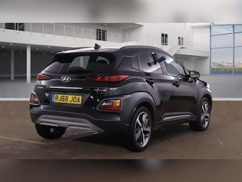Used Hyundai KONA 2018 for sale - 77056392: Photo