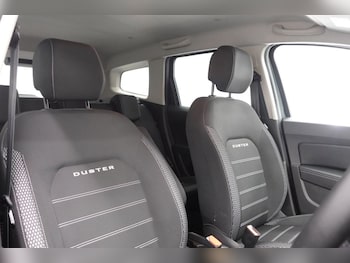 Used Dacia Duster 2020 for sale - 79584952: Photo