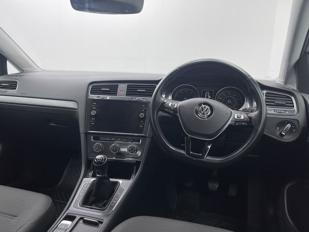 Used Volkswagen Golf 2018 for sale - 77263929: Photo 19