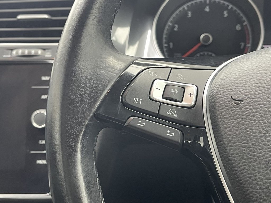 Used Volkswagen Golf 2018 for sale - 77263929: Photo 23