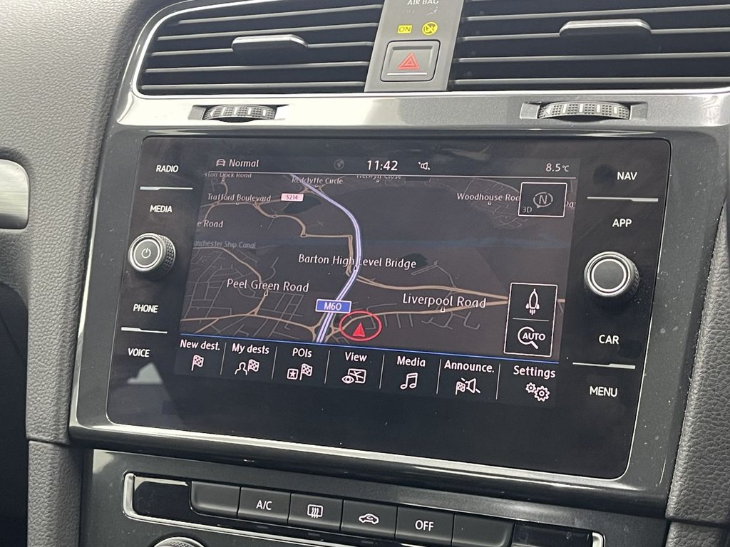 Used Volkswagen Golf 2018 for sale - 77263929: Photo 3