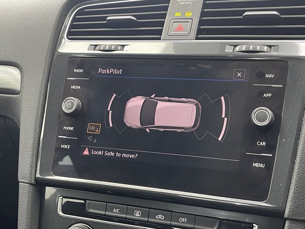 Used Volkswagen Golf 2018 for sale - 77263929: Photo 31