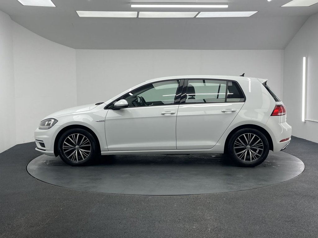 Used Volkswagen Golf 2018 for sale - 77263929: Photo 7