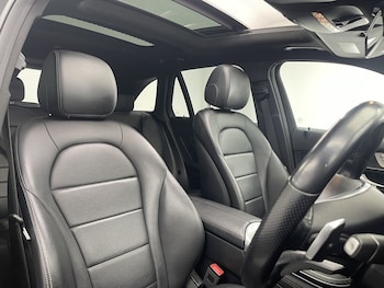 Used Mercedes-Benz GLC 2018 for sale - 77212919: Photo