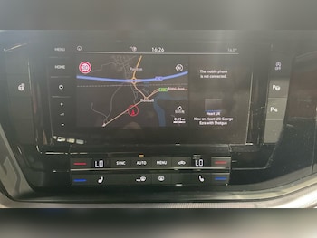 Used Volkswagen Touareg 2018 for sale - 78518409: Photo