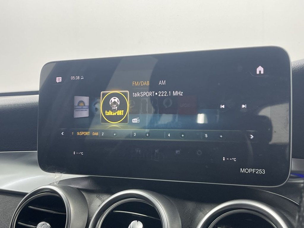 Used Mercedes-Benz GLC 2020 for sale - 77341843: Photo 31