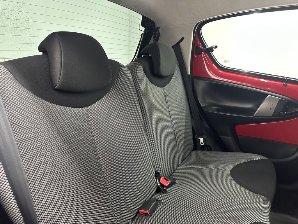 Used Toyota AYGO 2014 for sale - 77967005: Photo 14
