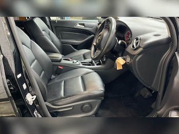 Used Mercedes-Benz B Class 2017 for sale - 76429915: Photo