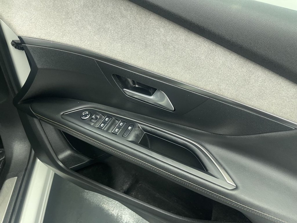 Used Peugeot 3008 2021 for sale - 76797510: Photo 14