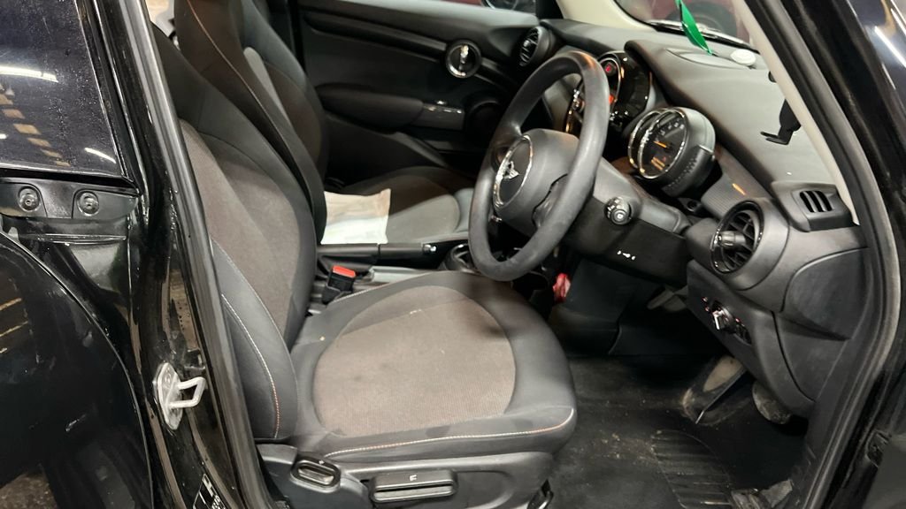 Used MINI Hatch 2016 for sale - 76132651: Photo 2
