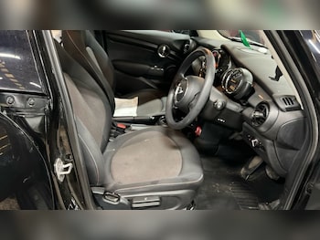 Used MINI Hatch 2016 for sale - 76132651: Photo