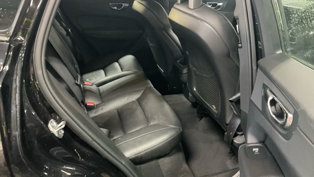 Used Volvo XC60 2018 for sale - 76841367: Photo 9