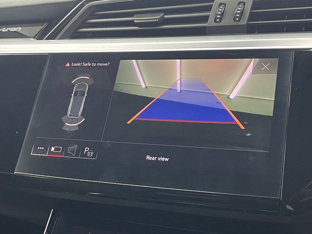 Used Audi e-tron 2021 for sale - 77288416: Photo 33