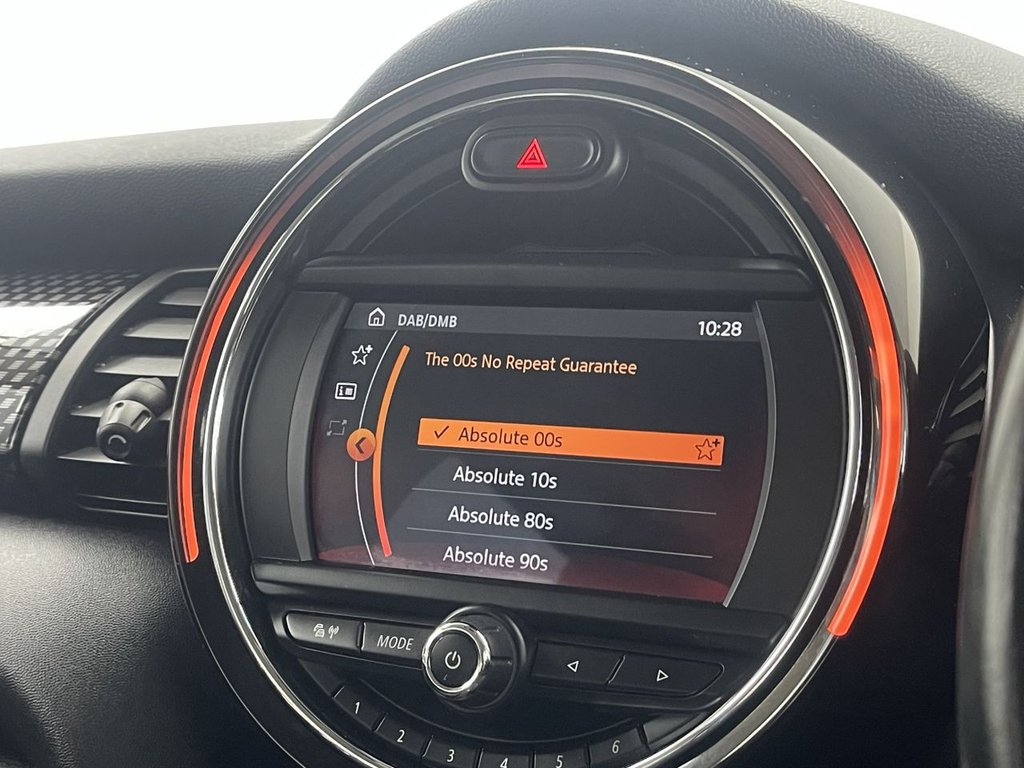 Used MINI Hatch 2018 for sale - 76132607: Photo 30