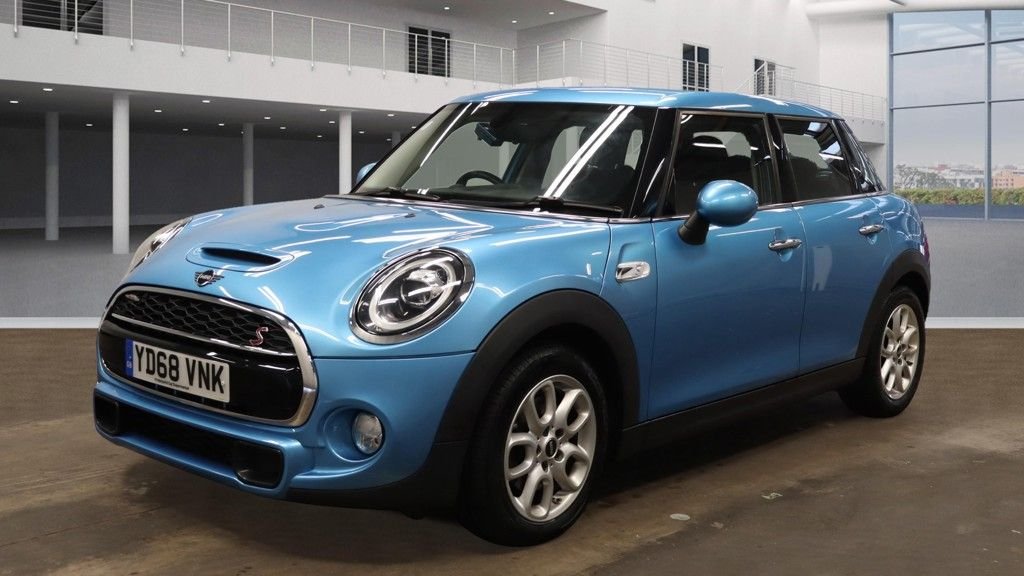 Used MINI Hatch 2018 for sale - 76132607: Photo 5