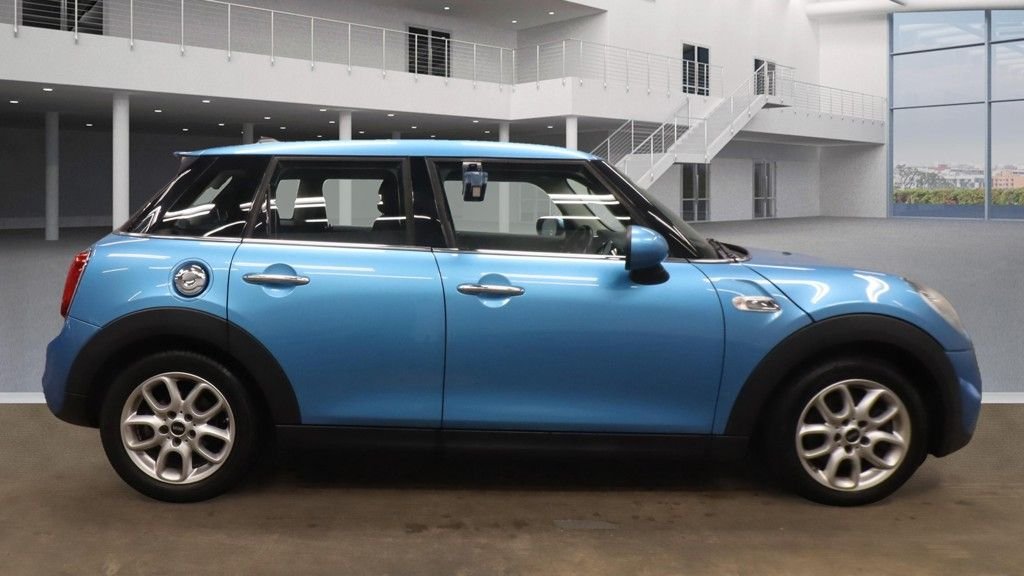 Used MINI Hatch 2018 for sale - 76132607: Photo 8