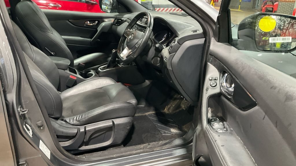 Used Nissan Qashqai 2020 for sale - 77748504: Photo 2