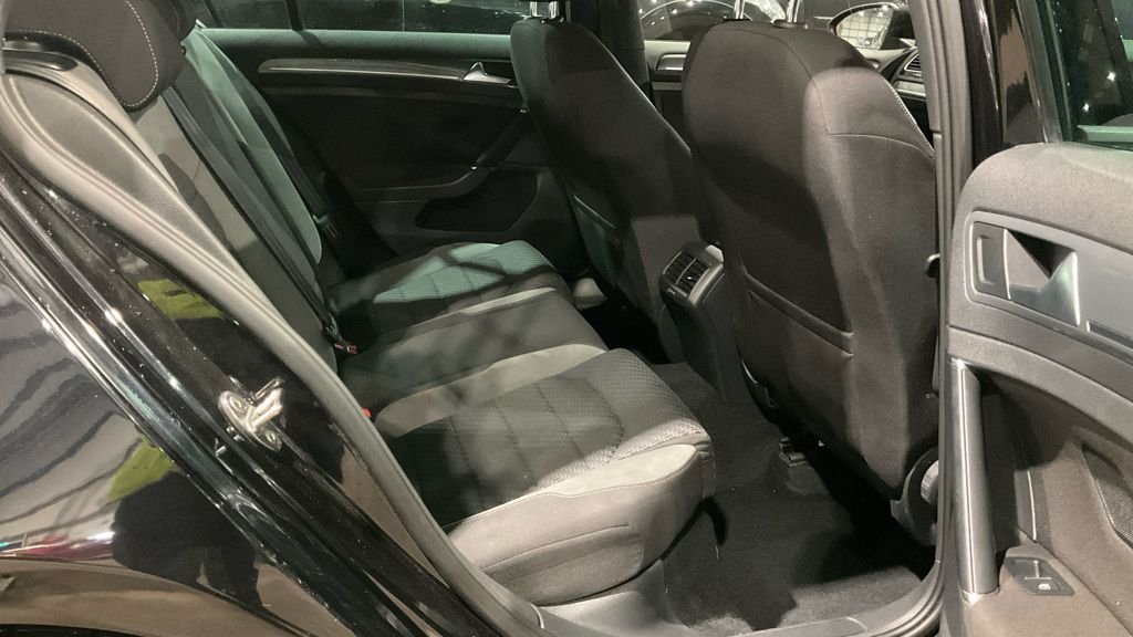 Used Volkswagen Golf 2019 for sale - 76731274: Photo 20