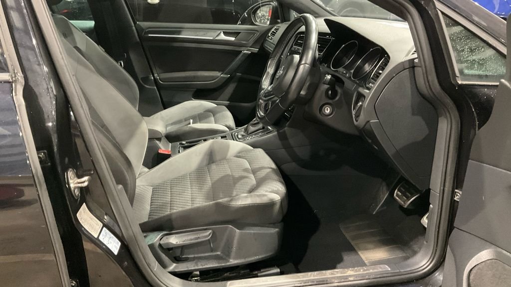 Used Volkswagen Golf 2019 for sale - 76731274: Photo 21