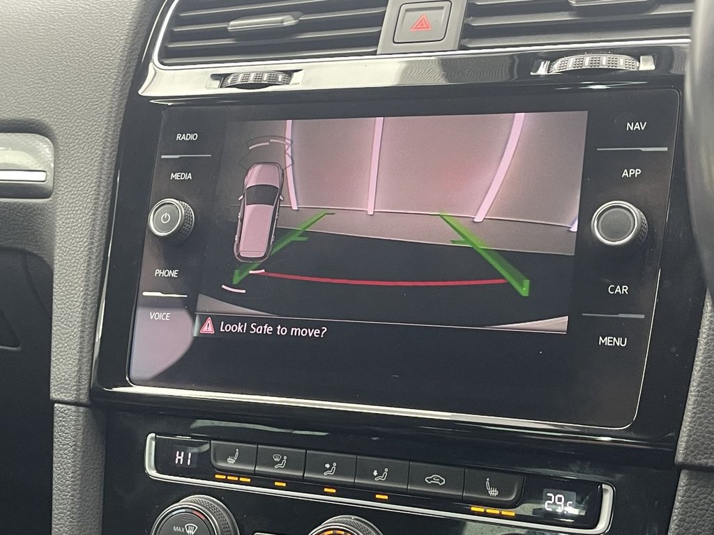 Used Volkswagen Golf 2019 for sale - 76900975: Photo 31